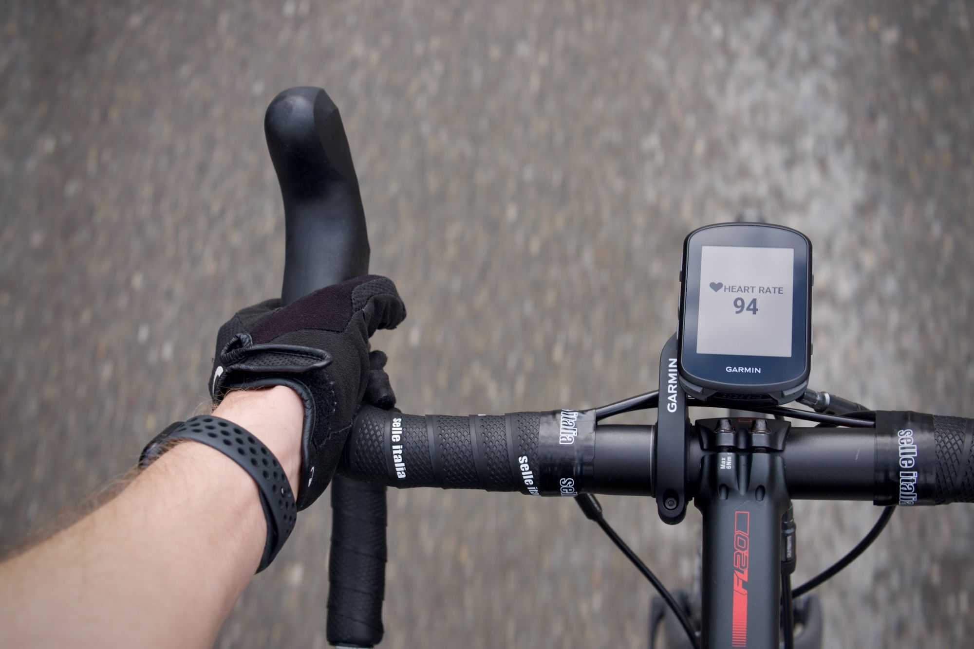 Apple watch best sale bike gps